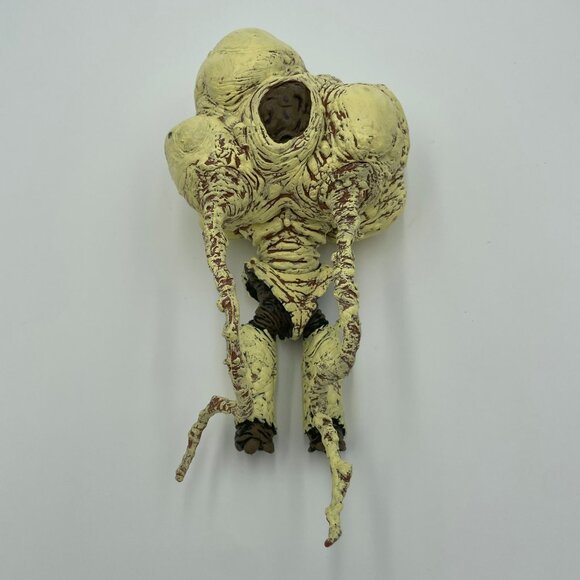 Halo Other - Halo Combat Evolved Flood Infection Form Figure (Vintage Toy)